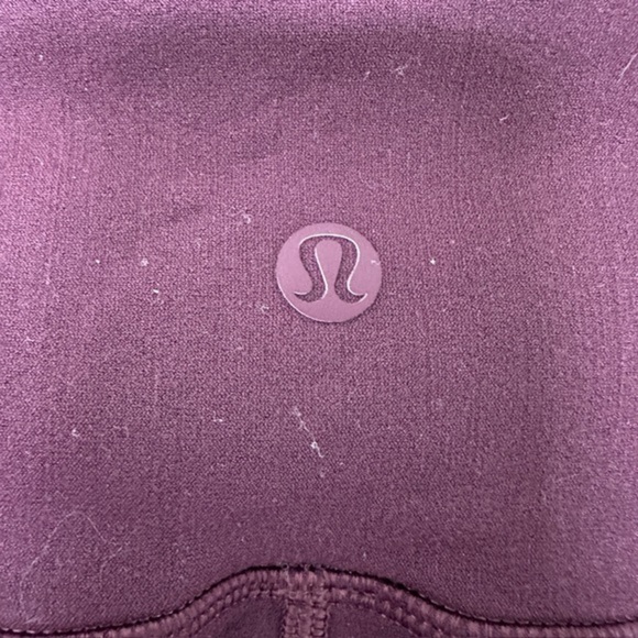 Lululemon Reveal 7/8 Tight Stripes 25" Dark Adobe Burgundy W5AF9S Size 6 - Picture 4 of 6